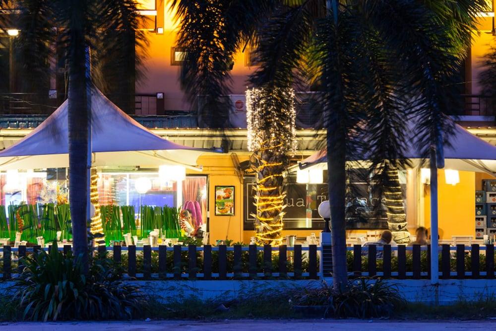 Vabua Asotel Bangkok Banguecoque Exterior foto